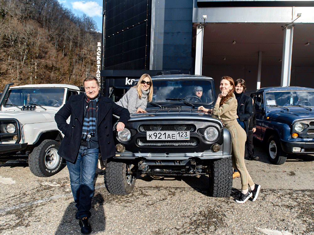 Первый день форума и поездка по бездорожью на джипах в горную пивоварню на высоте 700 метров над уровнем моря.