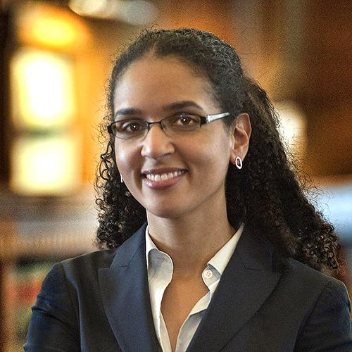 Первая афроамериканка в Верховном суде США. Что о ней известно?