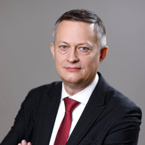 Выбор применимого права и арбитража: что изменилось для бизнеса