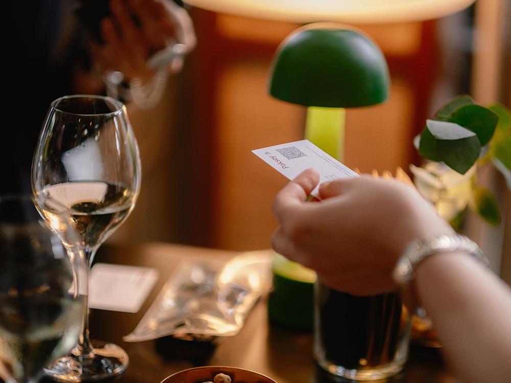 ... а еще это отличная платформа для поиска новых контактов и нетворкинга.