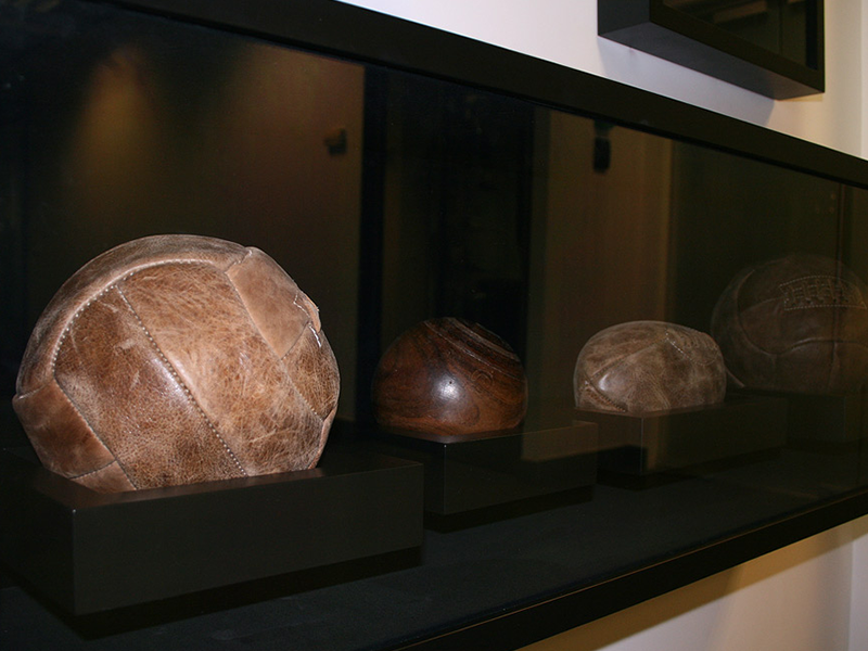 Мячи для регби в ЮФ 