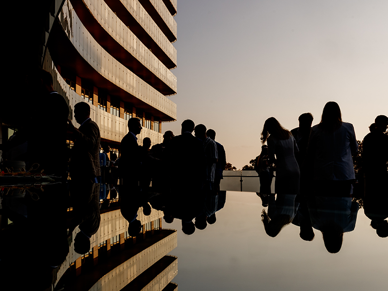 Ланч и кофе-брейки с видом на Черное море дарили участникам минуты отдыха и легких разговоров.