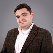 Молодые партнеры: