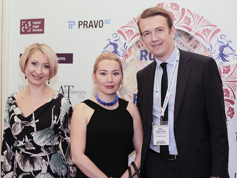 Екатерина Клейменова, Руководитель рейтинга Право.ru-300,
Кирилл Труханов, Управляющий партнер Trubor, с супругой