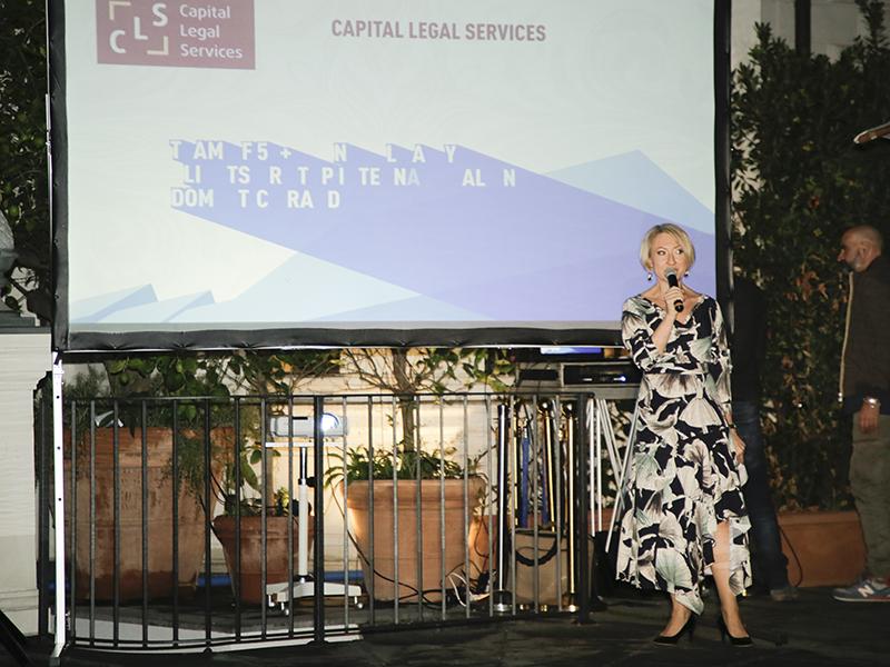 Екатерина Клейменова, Руководитель рейтинга Право.ru-300, приветствует гостей и рассказывает о рейтинге и российском юрбизнесе.