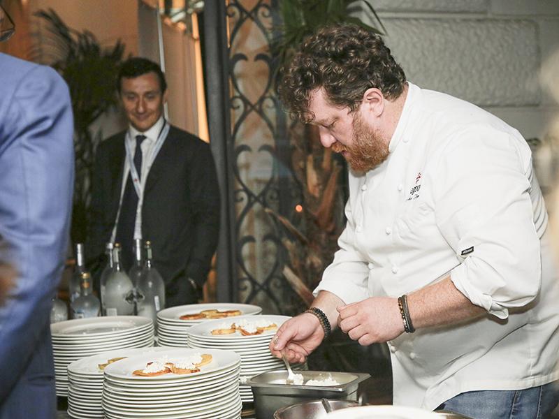 Гастрономический сюрприз для гостей приготовил известный шеф-повар Алексей Зимин – создатель концепции новой русской кухни, автор многочисленных книг и телепрограмм, человек года по версии GQ.