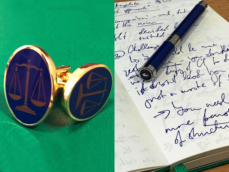 Не забывают юристы и про талисманы. У Андрея Панова, старшего юриста Norton Rose Fulbright их два. Первое - это запонки, которые он купил 9 лет назад в лондонском магазине юридических нарядов Ede&Ravenscroft. Когда они на мне, то получается выиграть дело, поэтому считаю талисман действующим, говорит Панов. Второй его важный аксессуар – перьевая ручка: 