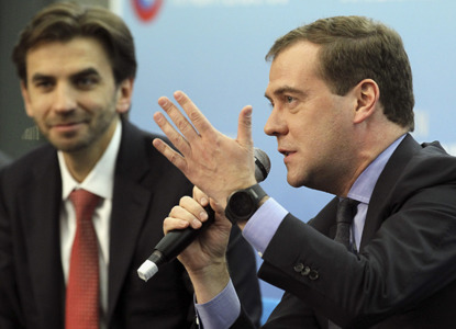 Медведев связывает дело Абызова с его конфликтом с кредиторами