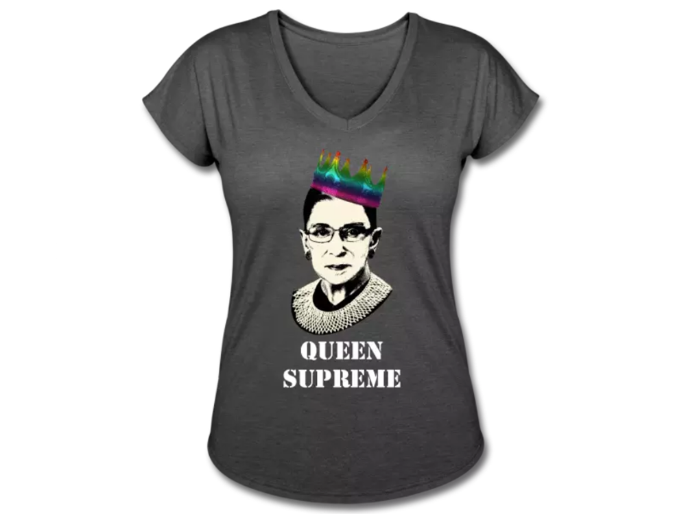 Футболка с судьей Гинзбург. Фото: shop.spreadshirt.com